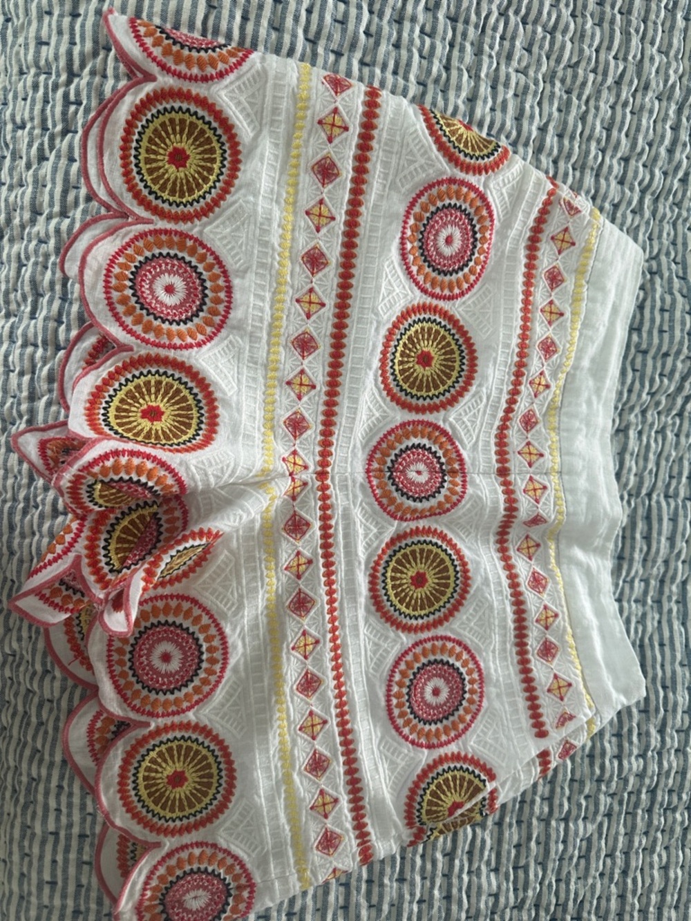 Size 6 Boden White Shorts with Pink, Orange and Yellow Embroidered Medallions